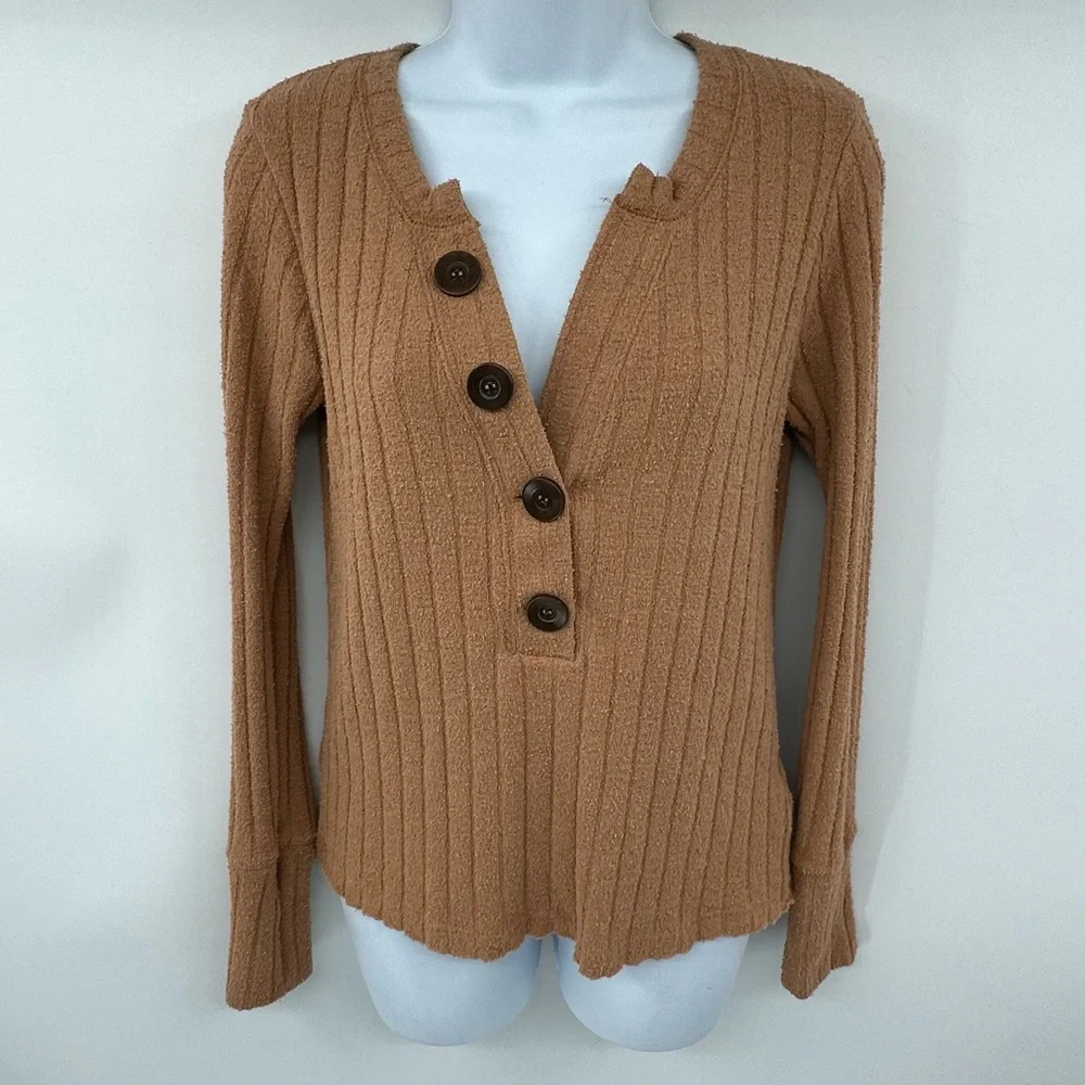 Free People We The Free Tan Oliver Ribbed Henley Top Size Medium